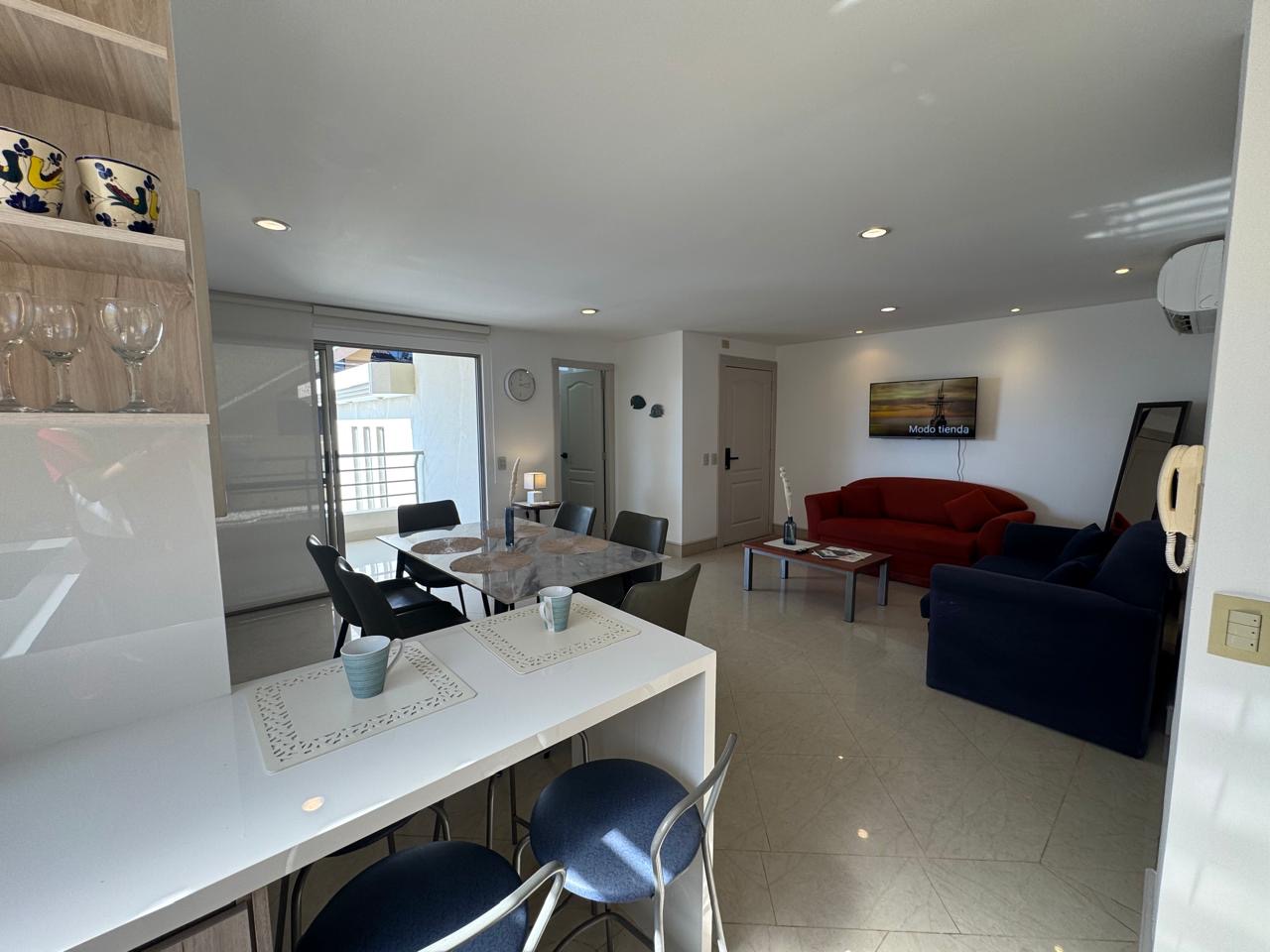 09766127-3c1d-4da4-86d2-6abca010ef55